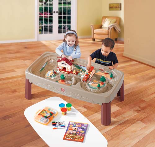 Deluxe Action Train Table with Lid
 - Step2