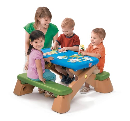 Play Up Fun Fold Picnic Table - Step2